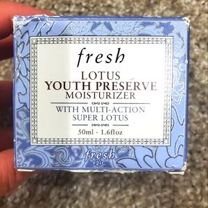 Fresh Lotus Youth Preserve Moisturizer
